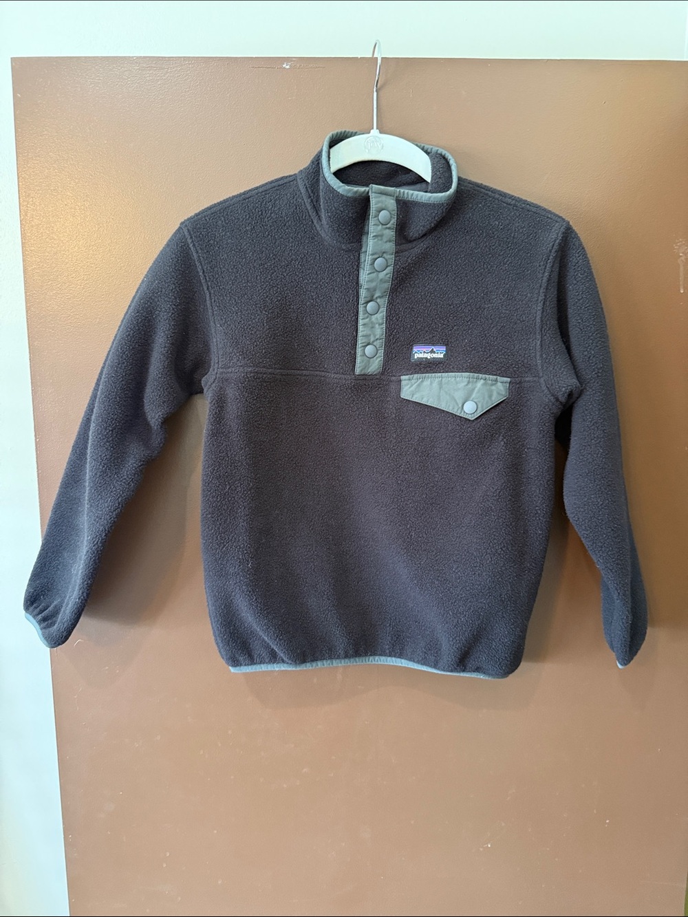Patagonia Kid’s Black Synchilla Fleece Pullover Sweater